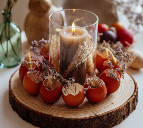 Oster-DIY: Osterkranz aus Eierschalen